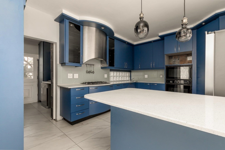 5 Bedroom Property for Sale in Dainfern Golf Estate Gauteng