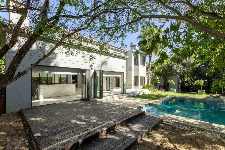 5 Bedroom Property for Sale in Dainfern Golf Estate Gauteng