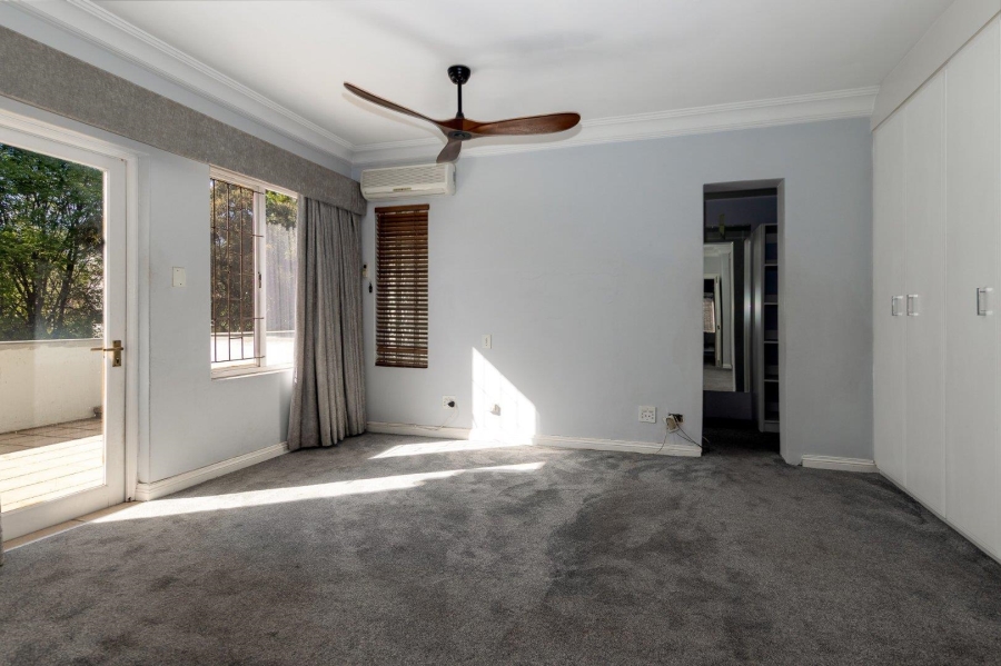 5 Bedroom Property for Sale in Dainfern Golf Estate Gauteng