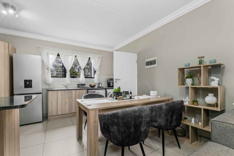 2 Bedroom Property for Sale in Broadacres Gauteng