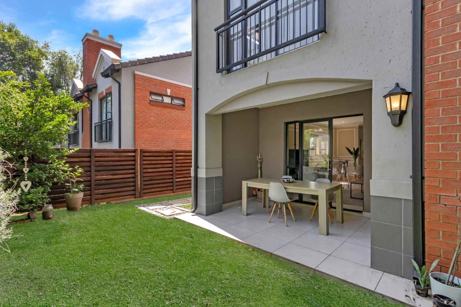 2 Bedroom Property for Sale in Bryanston Gauteng