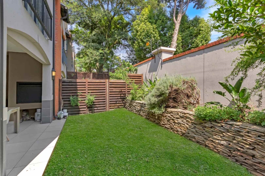 2 Bedroom Property for Sale in Bryanston Gauteng