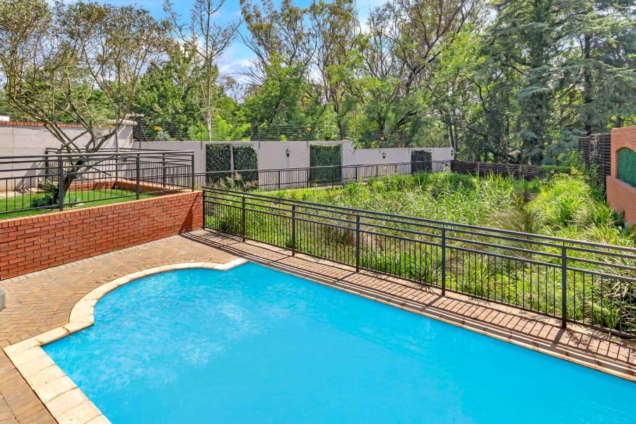 2 Bedroom Property for Sale in Bryanston Gauteng