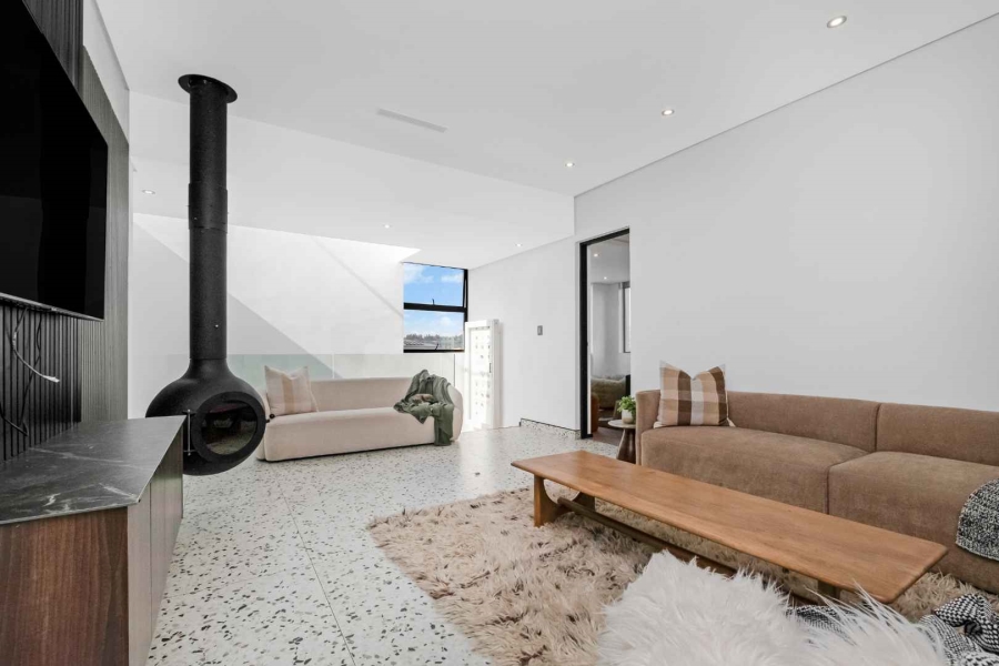 4 Bedroom Property for Sale in Helderfontein Estate Gauteng