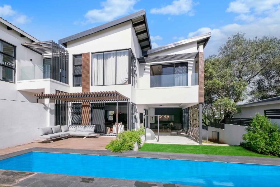 4 Bedroom Property for Sale in Helderfontein Estate Gauteng