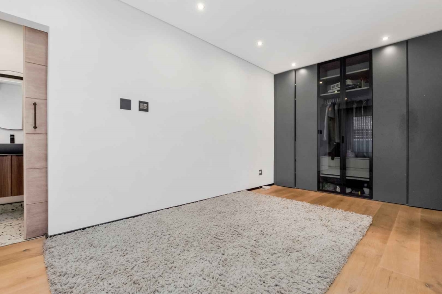 4 Bedroom Property for Sale in Helderfontein Estate Gauteng