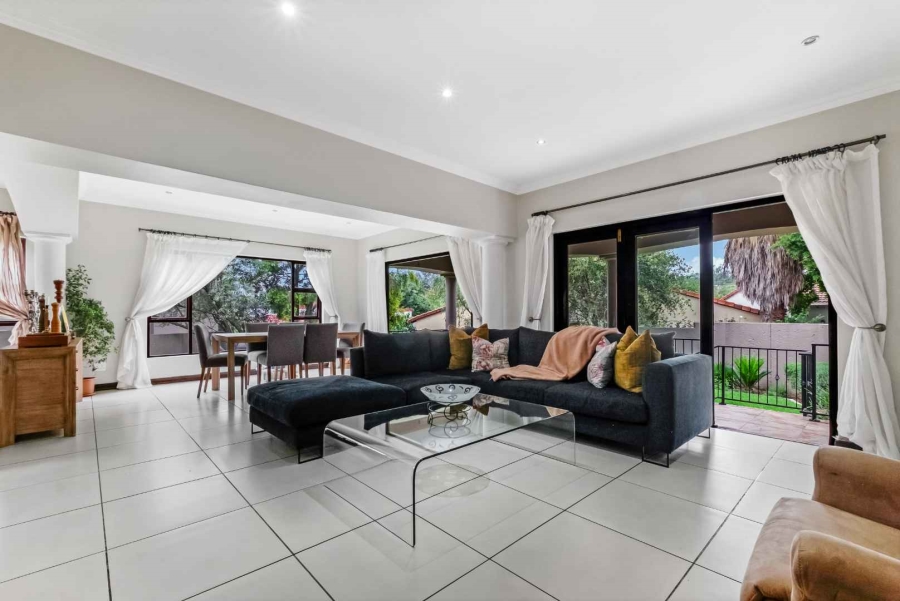 3 Bedroom Property for Sale in Lonehill Gauteng