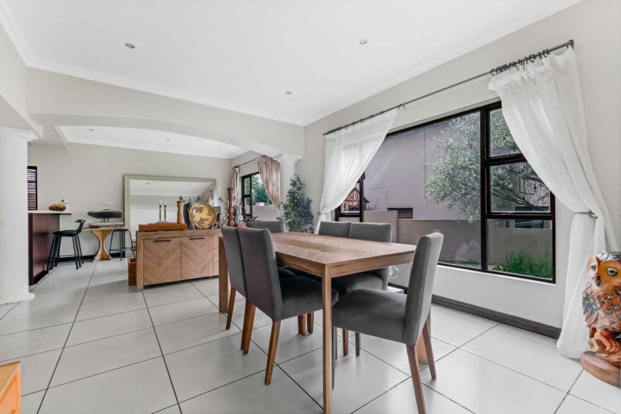 3 Bedroom Property for Sale in Lonehill Gauteng