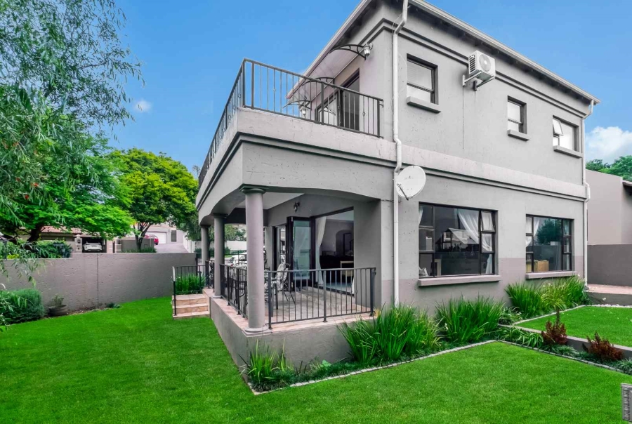 3 Bedroom Property for Sale in Lonehill Gauteng
