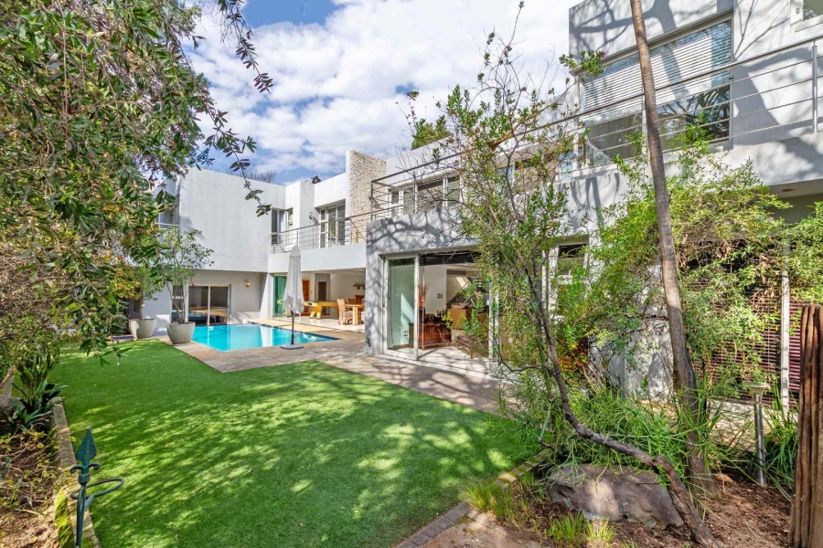 4 Bedroom Property for Sale in Fourways Gardens Gauteng