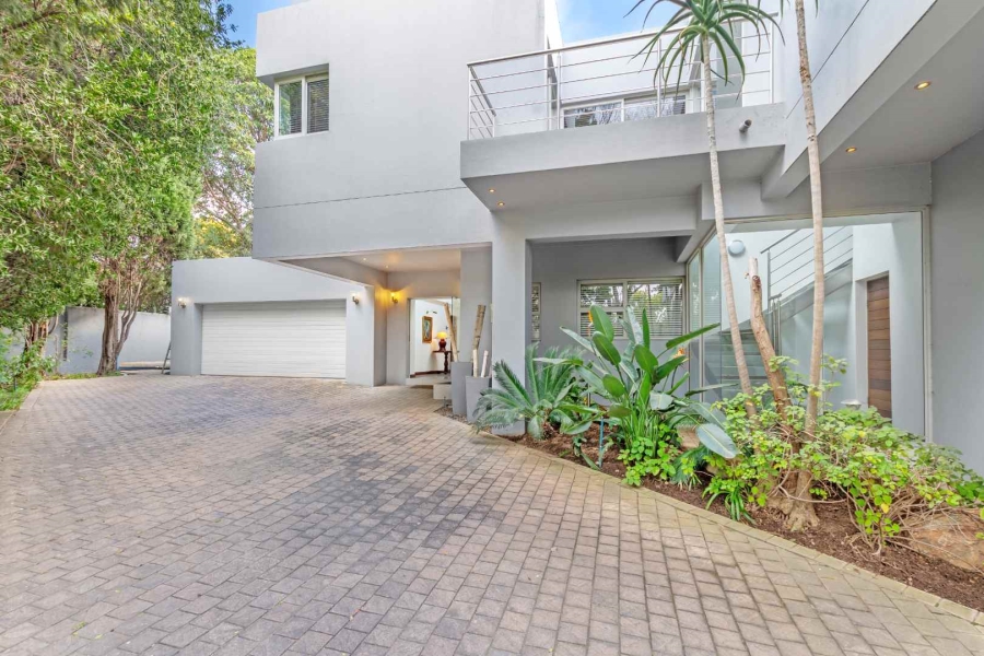 4 Bedroom Property for Sale in Fourways Gardens Gauteng