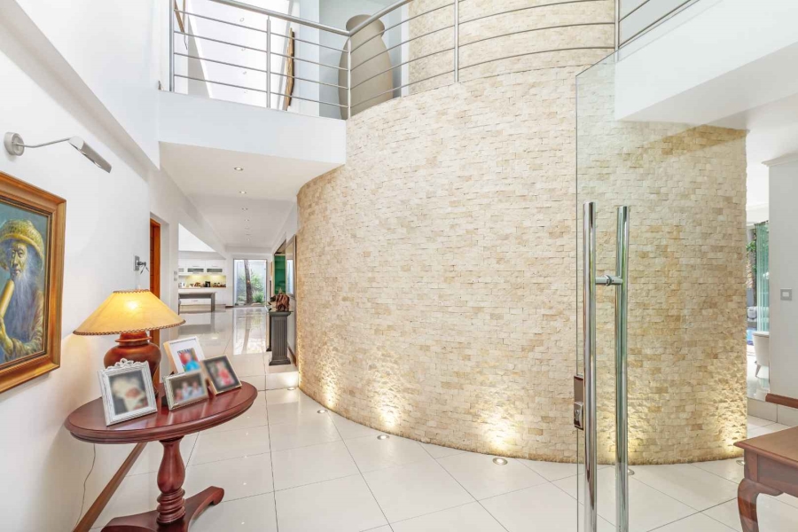 4 Bedroom Property for Sale in Fourways Gardens Gauteng