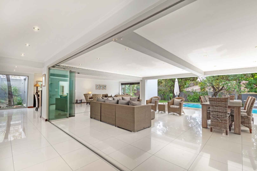 4 Bedroom Property for Sale in Fourways Gardens Gauteng