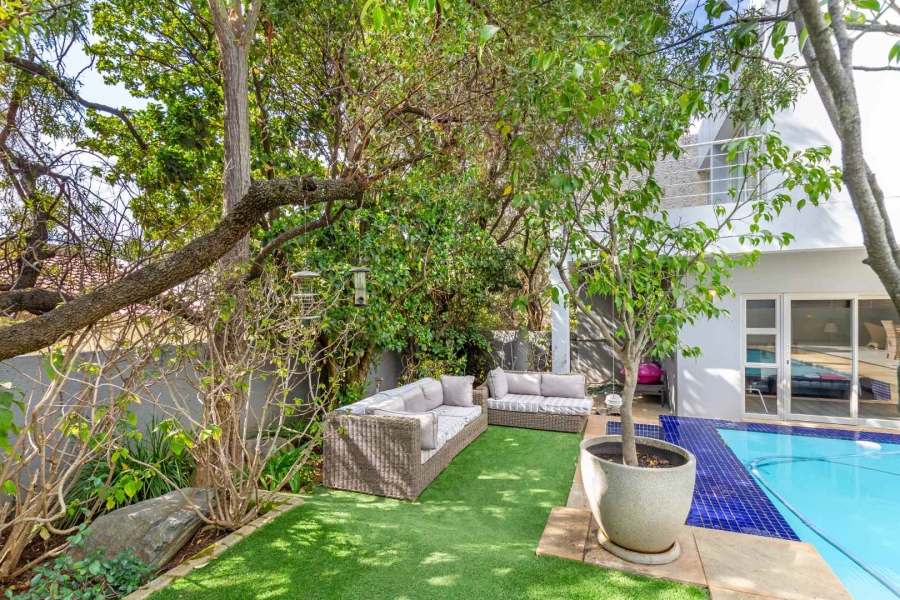 4 Bedroom Property for Sale in Fourways Gardens Gauteng