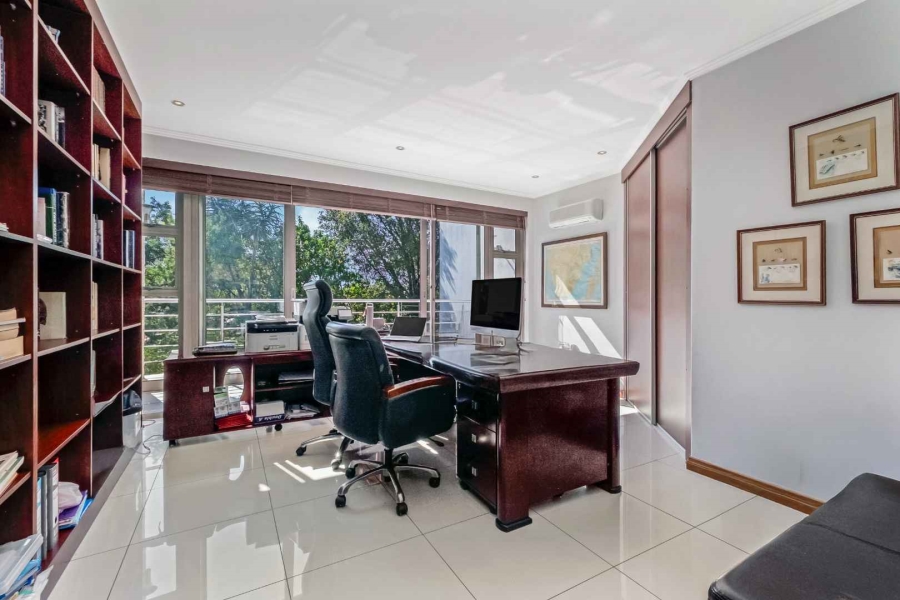 4 Bedroom Property for Sale in Fourways Gardens Gauteng