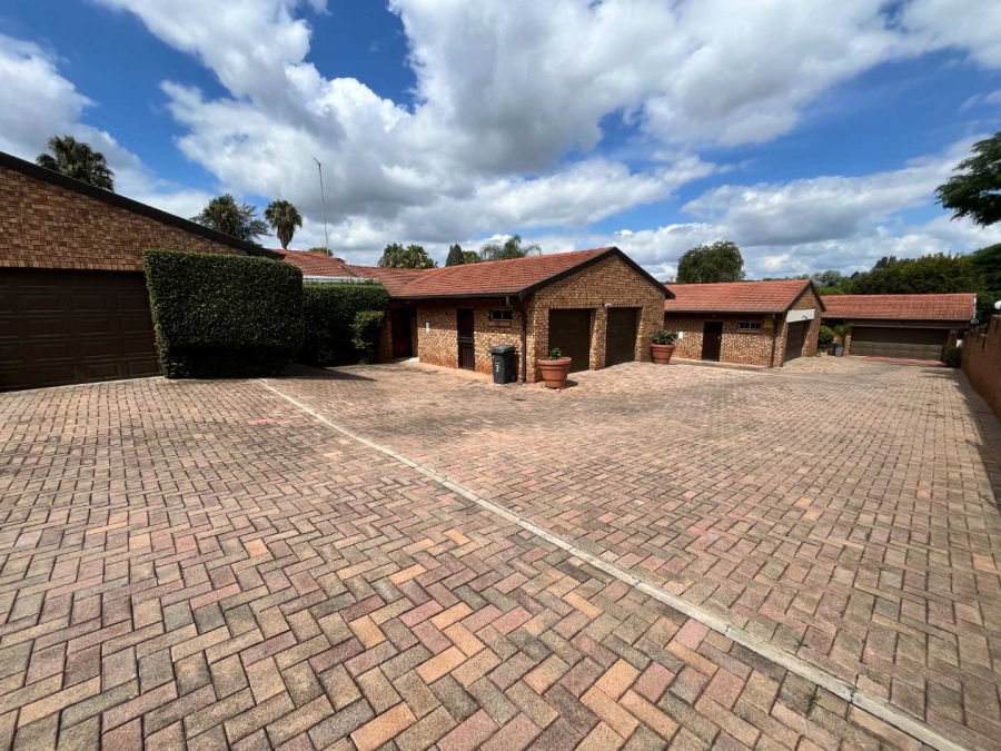 3 Bedroom Property for Sale in Lynnwood Manor Gauteng