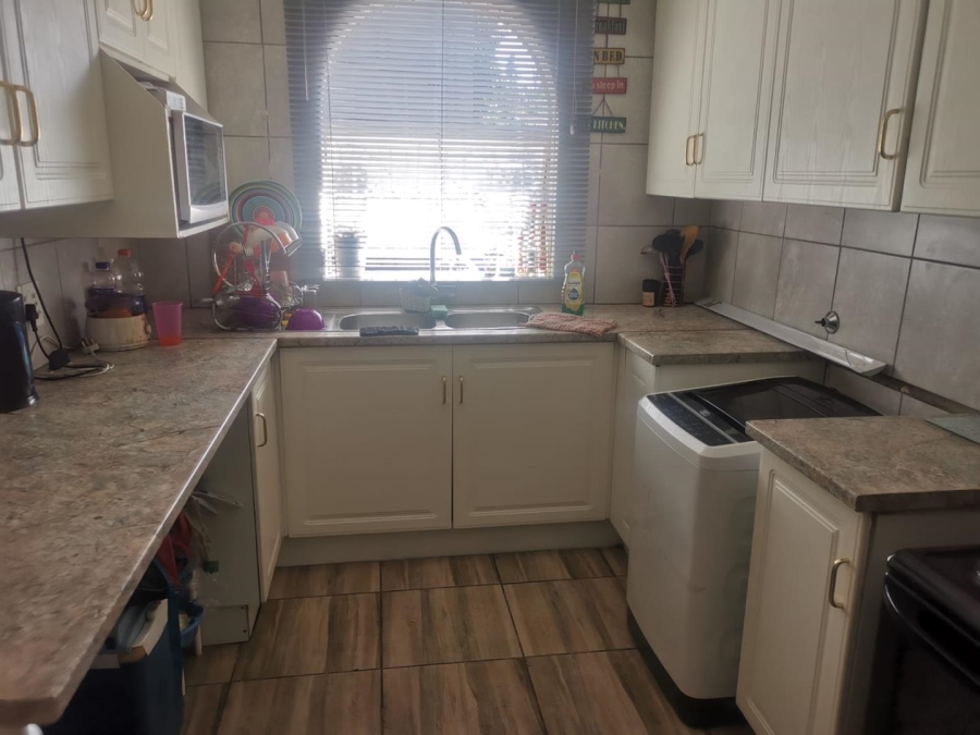 To Let 3 Bedroom Property for Rent in Alberton Gauteng