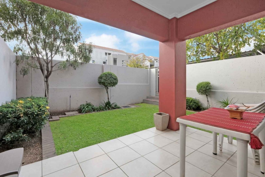 1 Bedroom Property for Sale in Fourways Gauteng