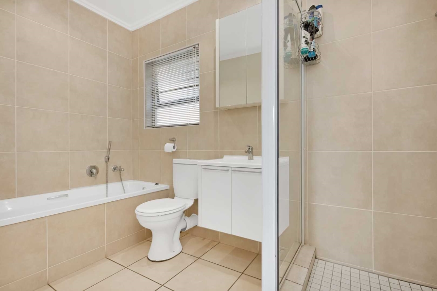 1 Bedroom Property for Sale in Fourways Gauteng