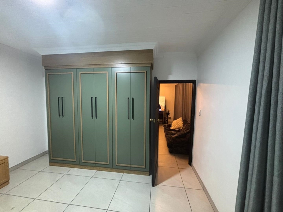 To Let 1 Bedroom Property for Rent in Atlasville Gauteng
