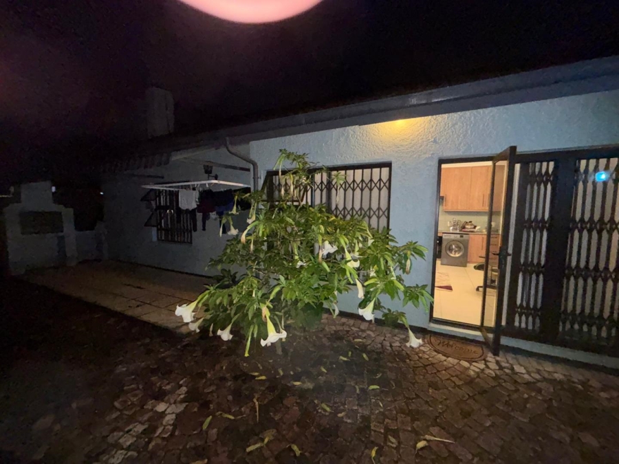 To Let 1 Bedroom Property for Rent in Atlasville Gauteng