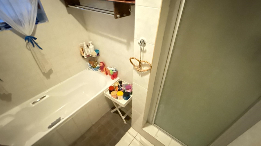 2 Bedroom Property for Sale in Glenvista Gauteng