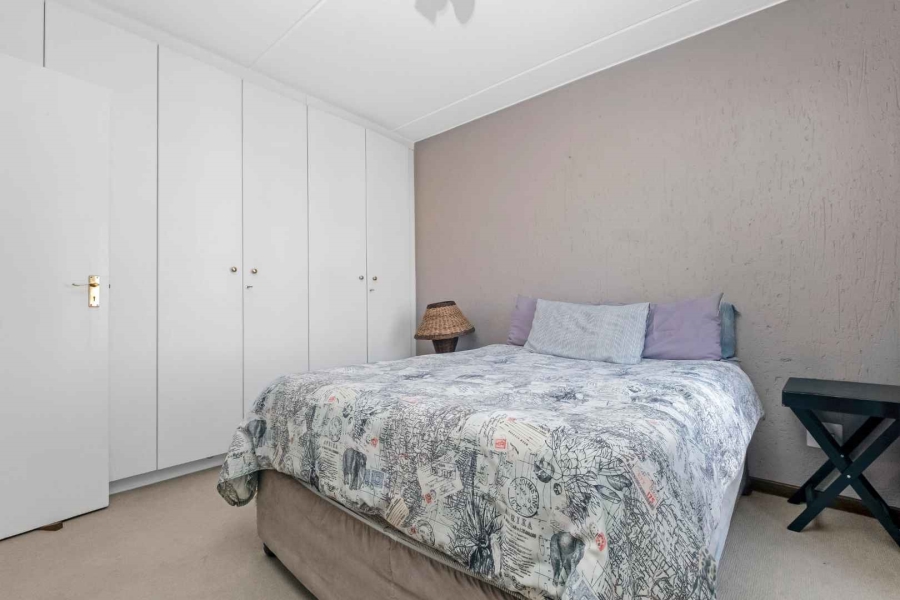 1 Bedroom Property for Sale in Broadacres Gauteng