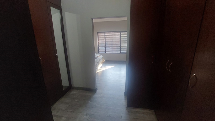 3 Bedroom Property for Sale in Glenvista Gauteng