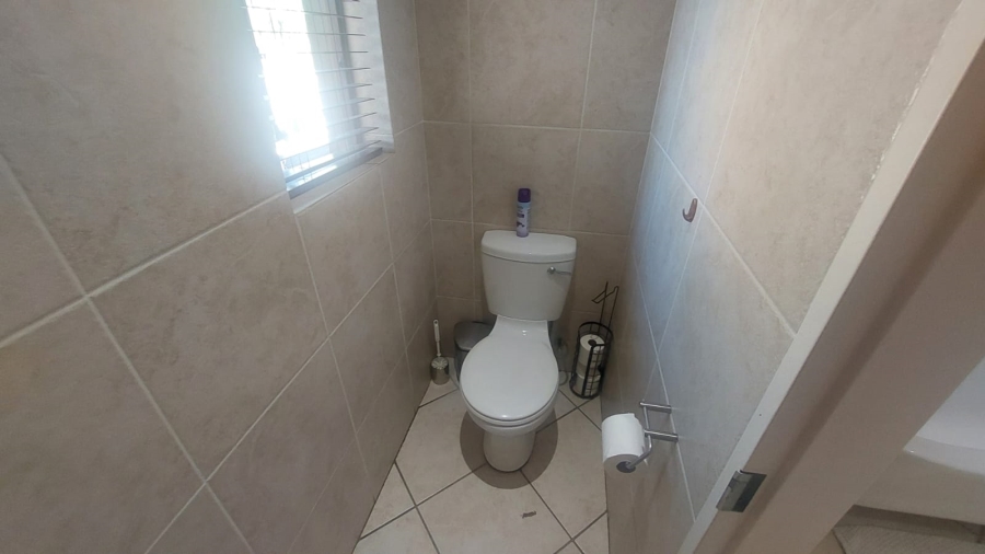 3 Bedroom Property for Sale in Glenvista Gauteng