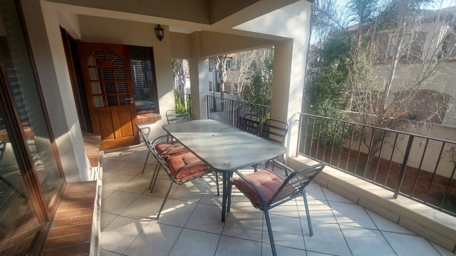 3 Bedroom Property for Sale in Glenvista Gauteng