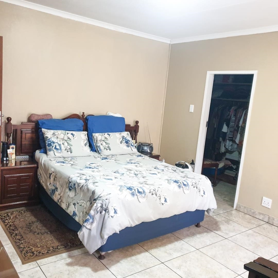 4 Bedroom Property for Sale in Ninapark Gauteng