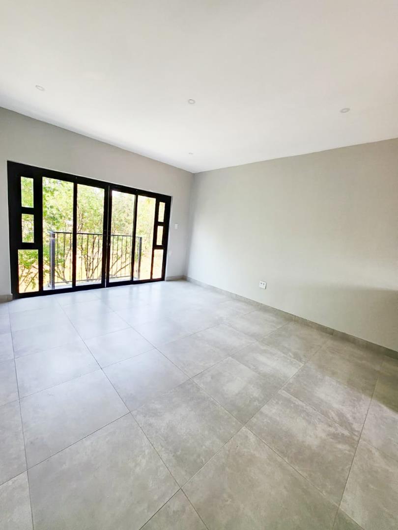 To Let 2 Bedroom Property for Rent in Faerie Glen Gauteng