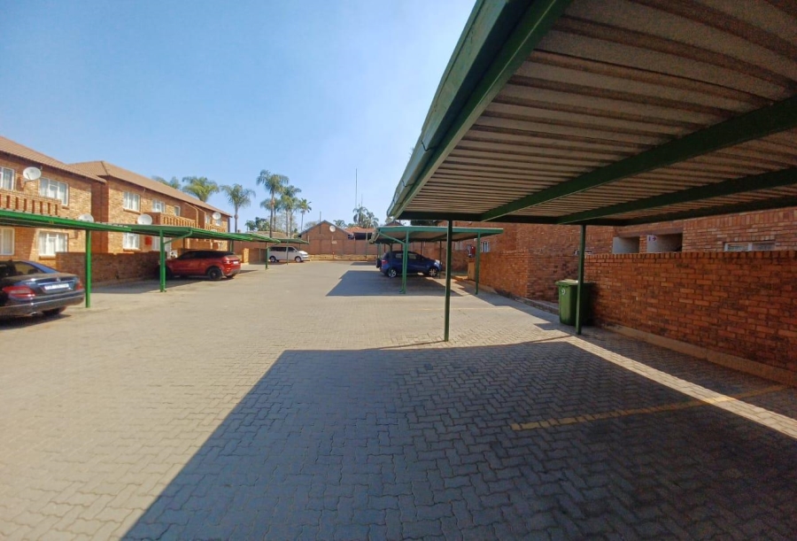 2 Bedroom Property for Sale in Amandasig Gauteng