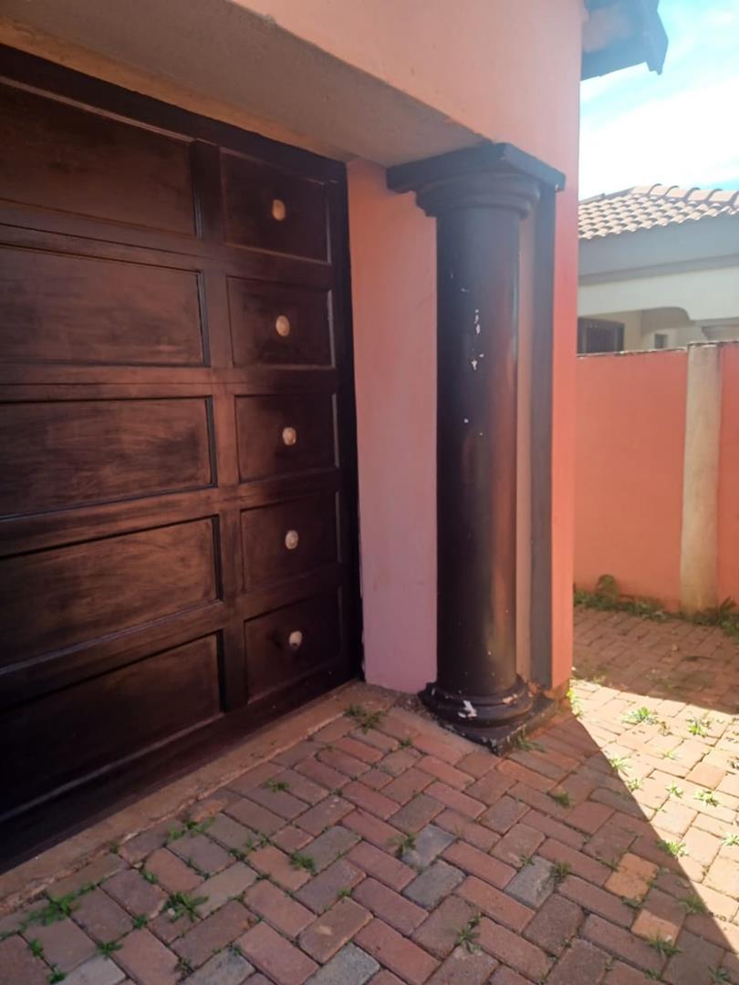 3 Bedroom Property for Sale in The Orchards Gauteng