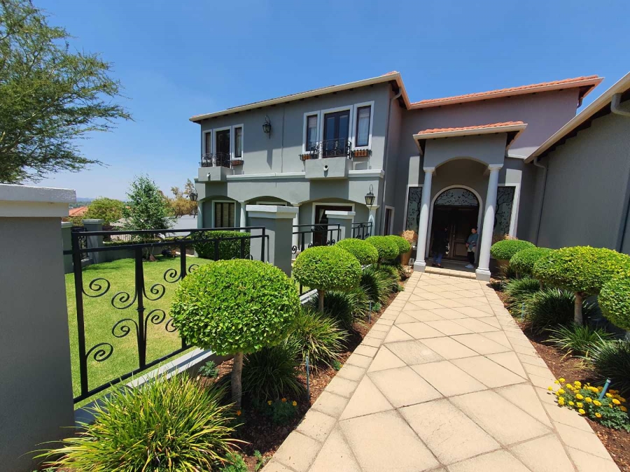 3 Bedroom Property for Sale in Featherbrooke Estate Gauteng