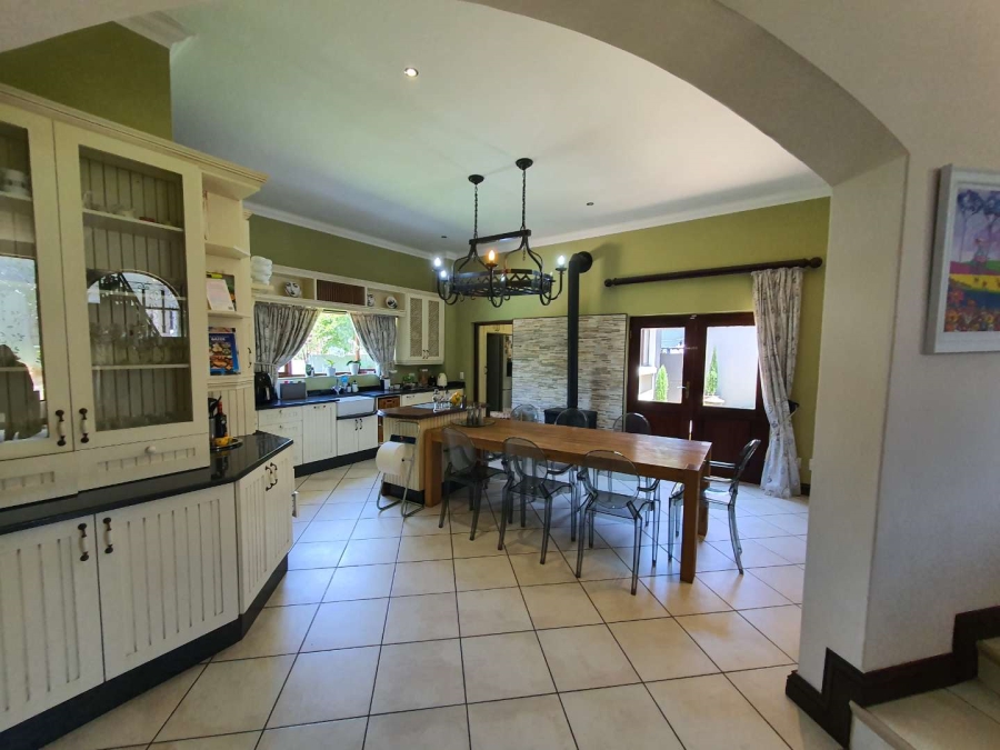 3 Bedroom Property for Sale in Featherbrooke Estate Gauteng