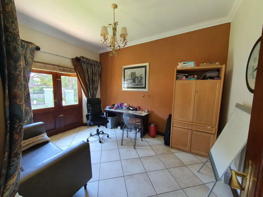 3 Bedroom Property for Sale in Featherbrooke Estate Gauteng