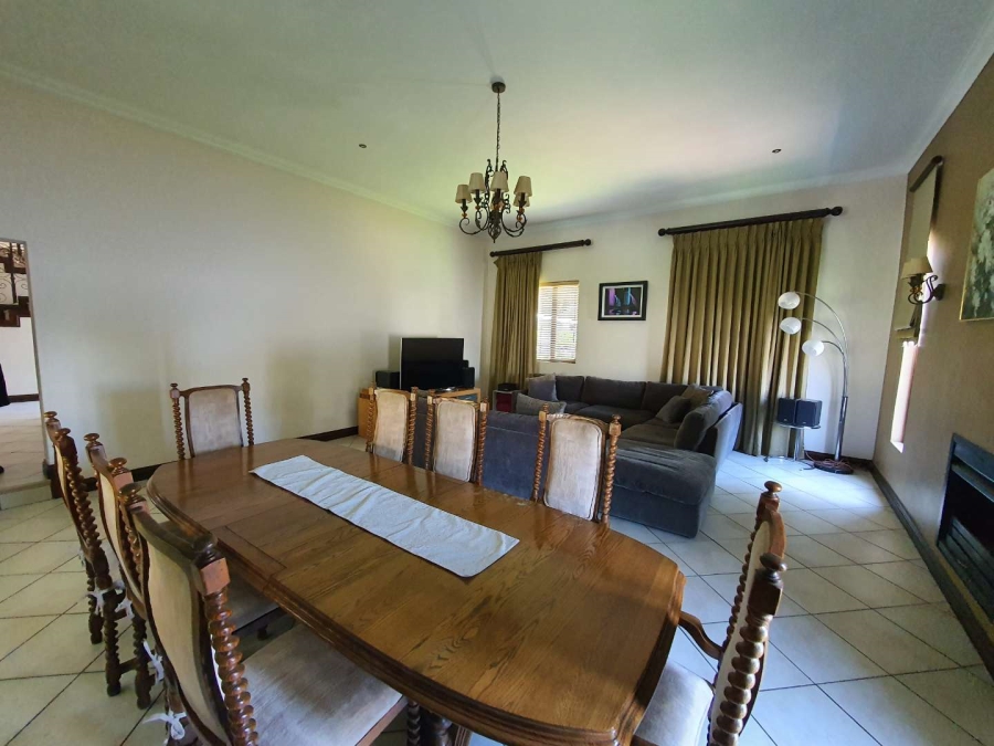 3 Bedroom Property for Sale in Featherbrooke Estate Gauteng
