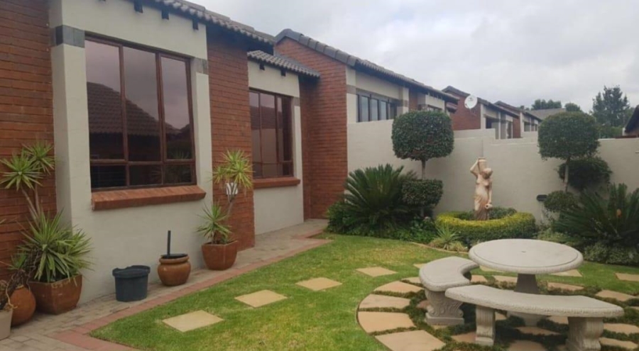 To Let 3 Bedroom Property for Rent in Sagewood Gauteng