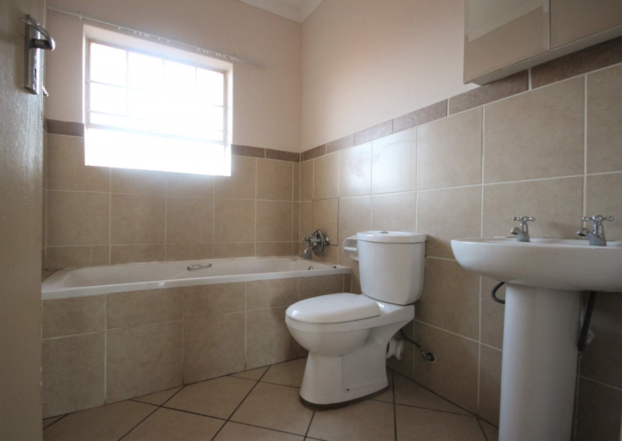 To Let 2 Bedroom Property for Rent in Hazeldean Gauteng