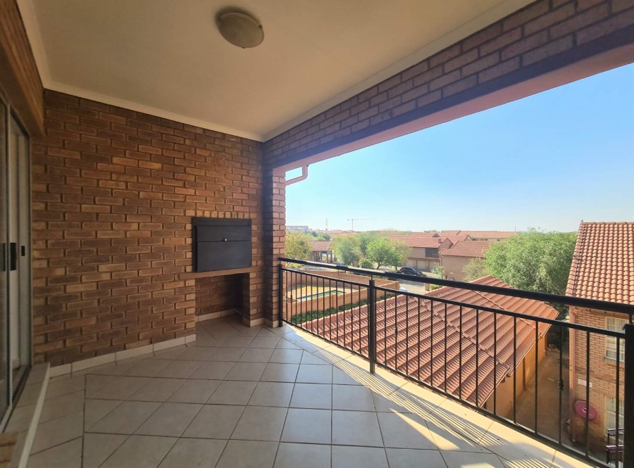 To Let 2 Bedroom Property for Rent in Hazeldean Gauteng