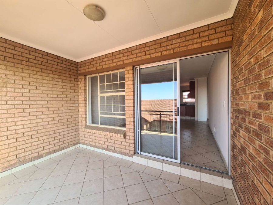 To Let 2 Bedroom Property for Rent in Hazeldean Gauteng