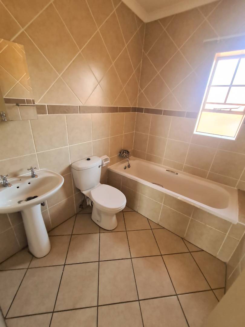 To Let 2 Bedroom Property for Rent in Hazeldean Gauteng