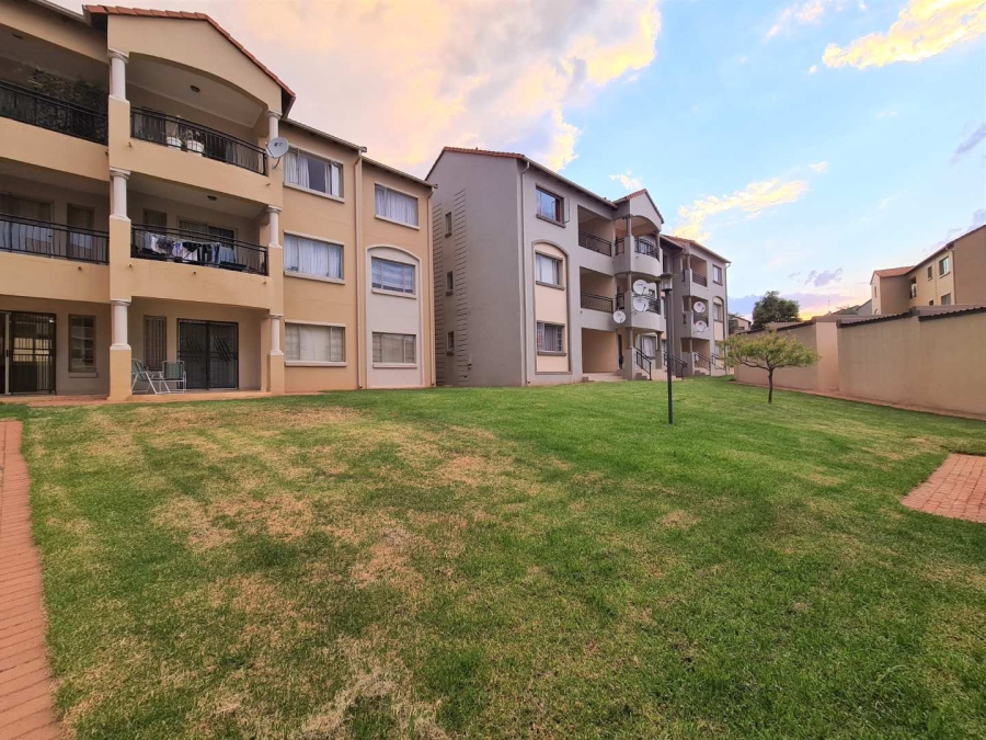 To Let 2 Bedroom Property for Rent in Hazeldean Gauteng