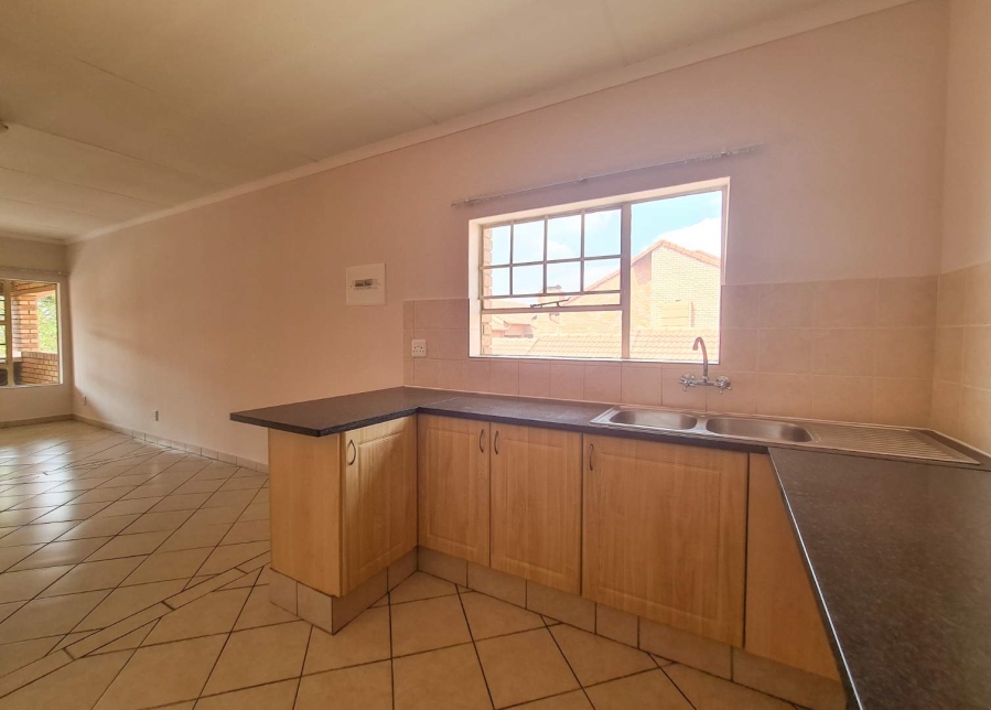 To Let 2 Bedroom Property for Rent in Hazeldean Gauteng