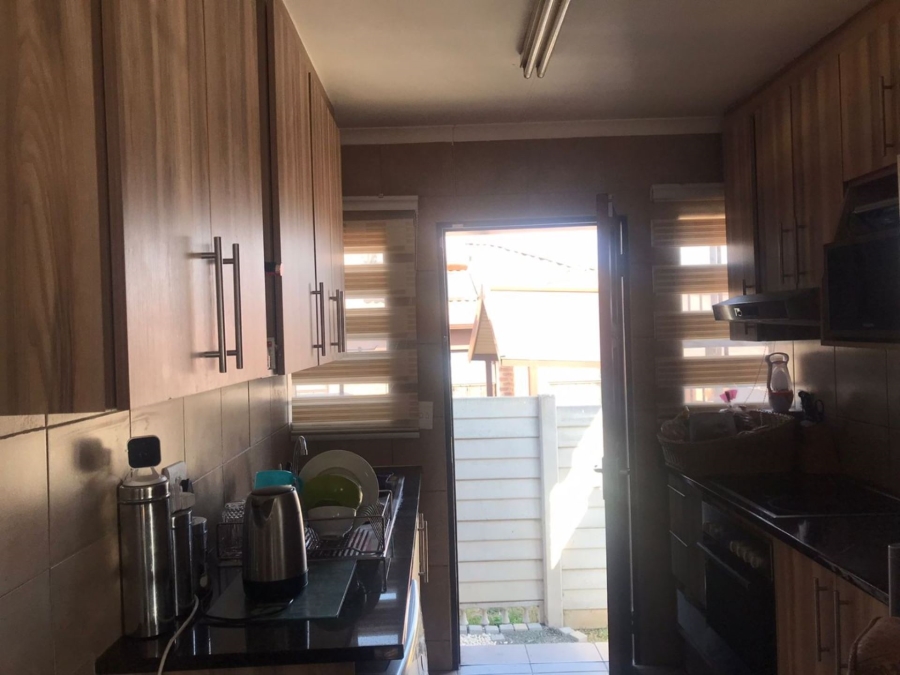 3 Bedroom Property for Sale in Olievenhoutbosch Gauteng
