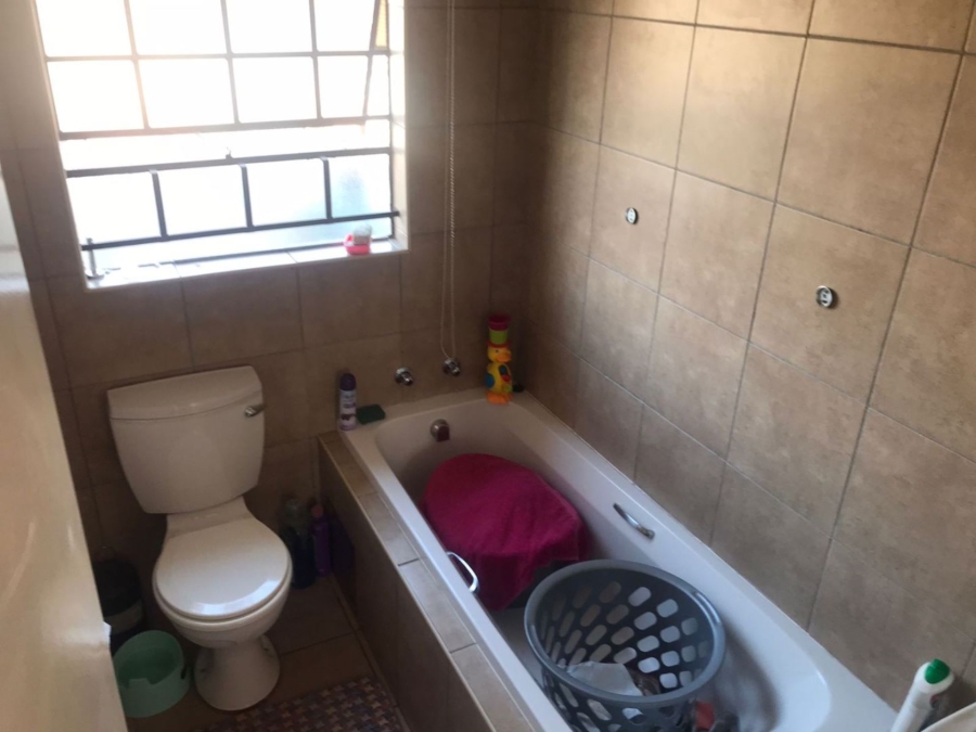 3 Bedroom Property for Sale in Olievenhoutbosch Gauteng