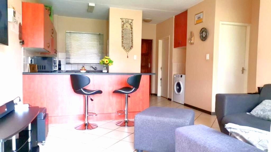 2 Bedroom Property for Sale in Honeydew Gauteng