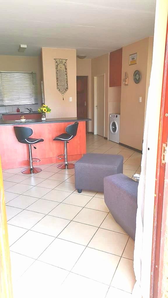 2 Bedroom Property for Sale in Honeydew Gauteng
