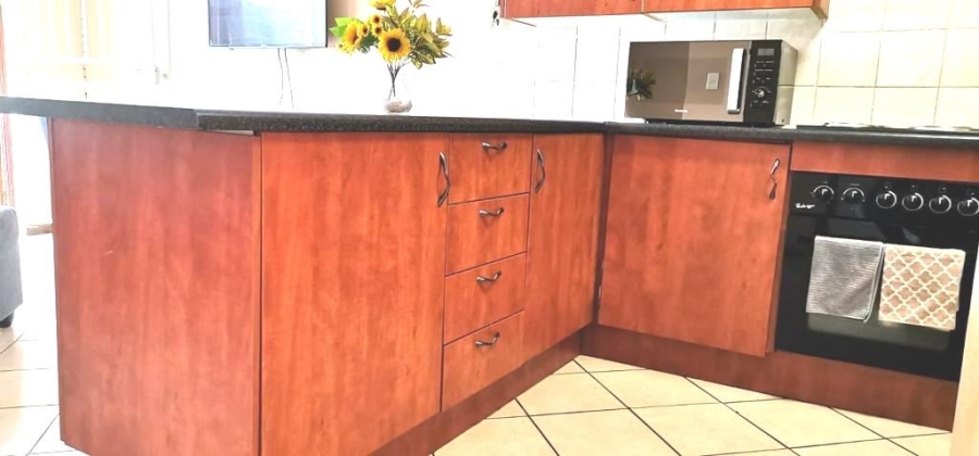 2 Bedroom Property for Sale in Honeydew Gauteng